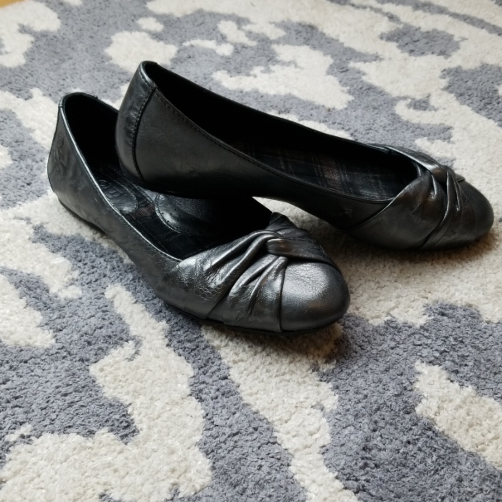 Born Lily Flats